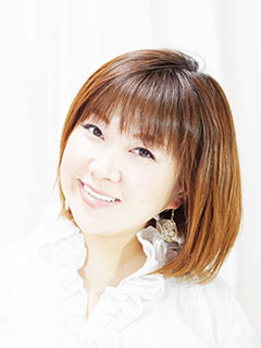 小林 啓子